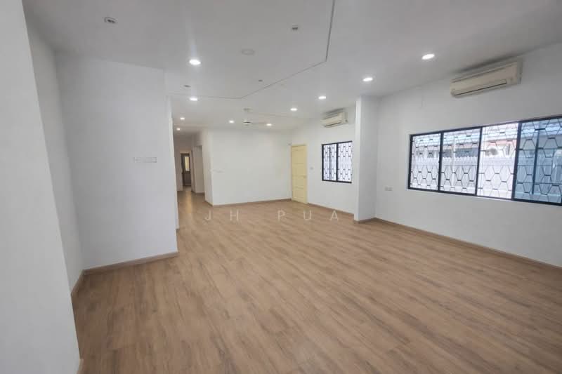 Bungalow for Sale in Taman Kebun Teh (Johor Bahru) - JH Pua - Interior - PropertyGuru.com.my