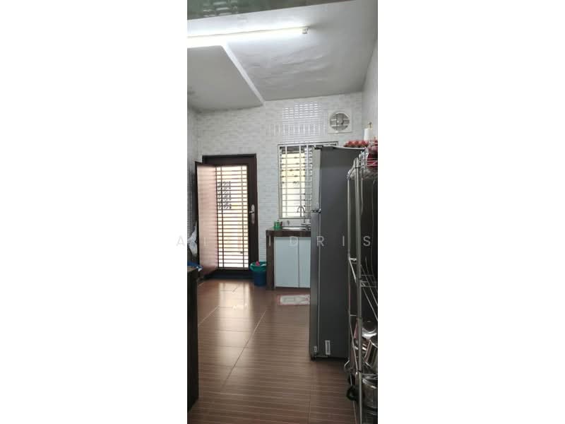 2-storey Terraced House for Sale in Taman Mewah Jaya (Klang) - Ali Idris - Kitchen - PropertyGuru.com.my