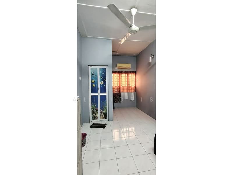 2-storey Terraced House for Sale in Taman Mewah Jaya (Klang) - Ali Idris - Interior - PropertyGuru.com.my