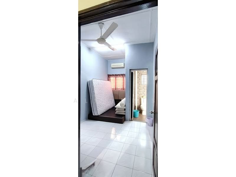 2-storey Terraced House for Sale in Taman Mewah Jaya (Klang) - Ali Idris - Interior - PropertyGuru.com.my