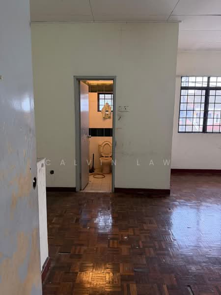 Rumah Teres 2 Tingkat untuk Dijual di Bandar Utama (Selangor) - Calvin Law - Bathroom - PropertyGuru.com.my