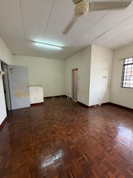 Rumah Teres 2 Tingkat untuk Dijual di Bandar Utama (Selangor) - Calvin Law - Interior - PropertyGuru.com.my