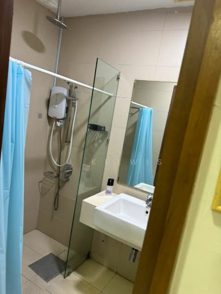 Condominium for Rent at Sri Putramas III / Royal Regent - Yu Kelwis - Bathroom - PropertyGuru.com.my
