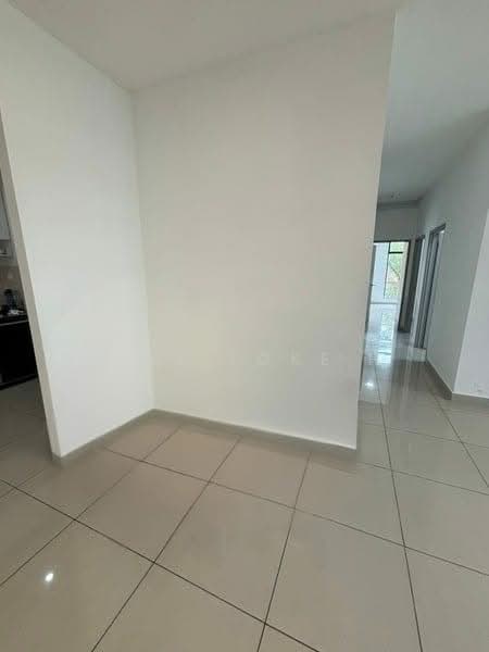 Austin Regency (Pangsapuri Austin Perdana) - 3