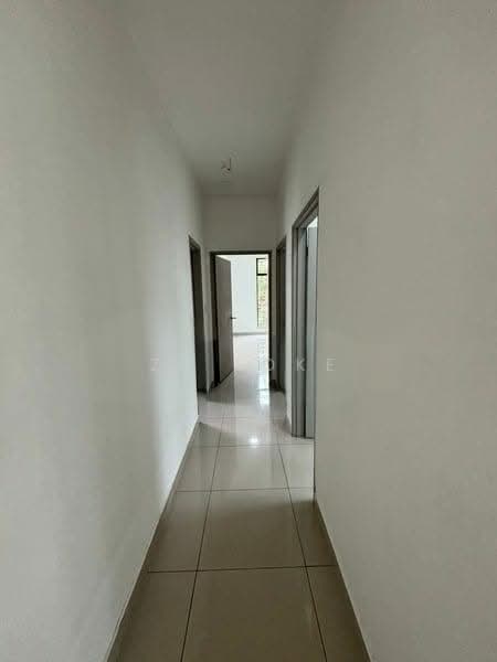Apartment for Sale at Austin Regency (Pangsapuri Austin Perdana) - ZK Loke - Corridor - PropertyGuru.com.my