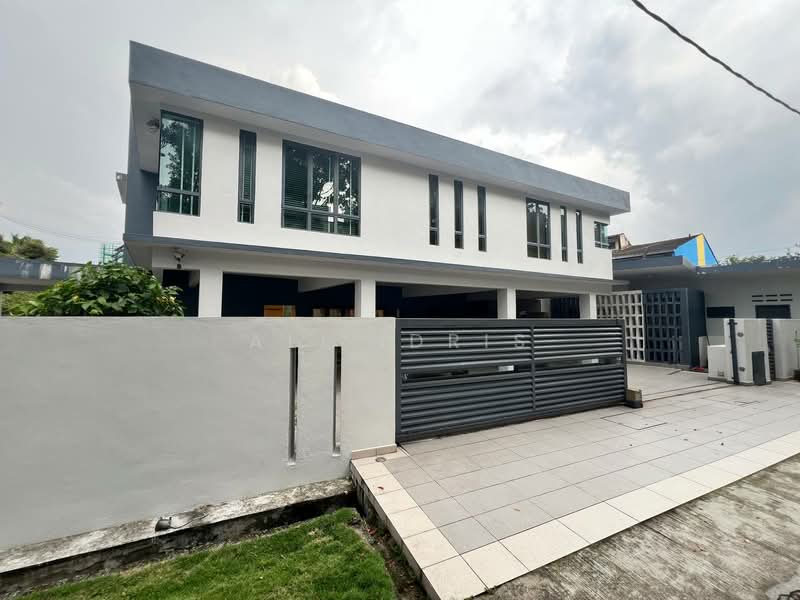 Rumah Teres 2 Tingkat untuk Dijual di Taman Permata (Ulu Kelang) - Ali Idris - Exterior - PropertyGuru.com.my