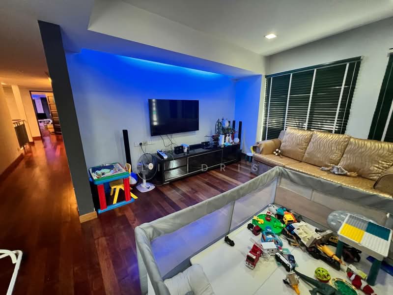 Rumah Teres 2 Tingkat untuk Dijual di Taman Permata (Ulu Kelang) - Ali Idris - Living Room - PropertyGuru.com.my