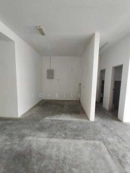 Taman Mount Austin - 5