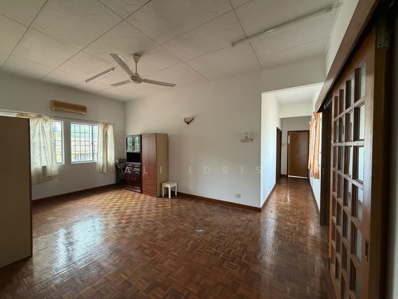 Rumah Banglo untuk Dijual di Keramat (Kuala Lumpur) - Ali Idris - Living Room - PropertyGuru.com.my