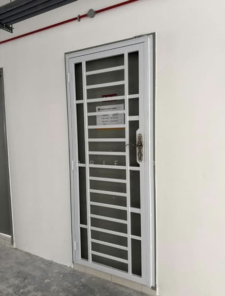 Pangsapuri untuk Disewa di Taman Pulai Mutiara 2: Phase A3A - A3C - Robbie Tan - Entrance - PropertyGuru.com.my