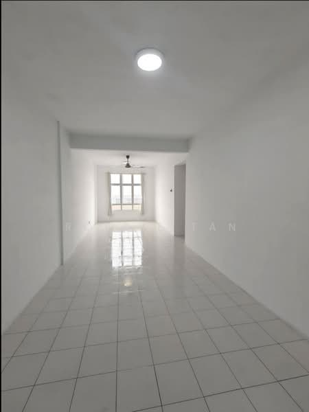 Pangsapuri untuk Disewa di Taman Pulai Mutiara 2: Phase A3A - A3C - Robbie Tan - Interior - PropertyGuru.com.my