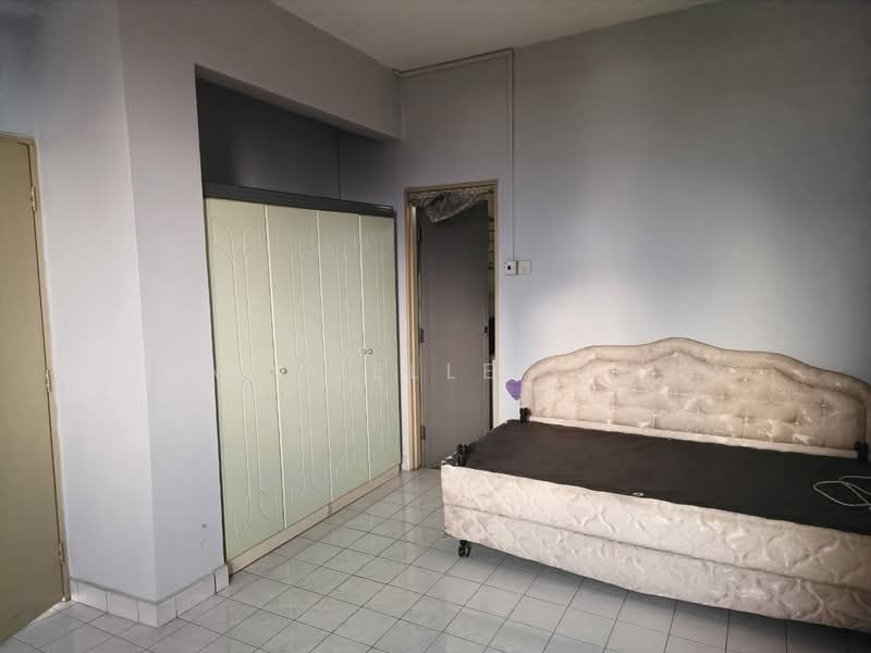 Apartment for Sale at Pantai Apartment - Michelle Liu - Bedroom - PropertyGuru.com.my