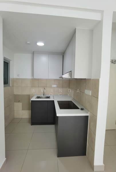 Servis Apartment untuk Dijual di Galleria Equine Park - Amanda Lock - Kitchen - PropertyGuru.com.my