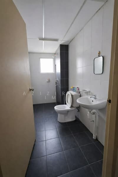 Pangsapuri untuk Disewa di PPA1M Selasih - Azizirrahim . - Bathroom - PropertyGuru.com.my
