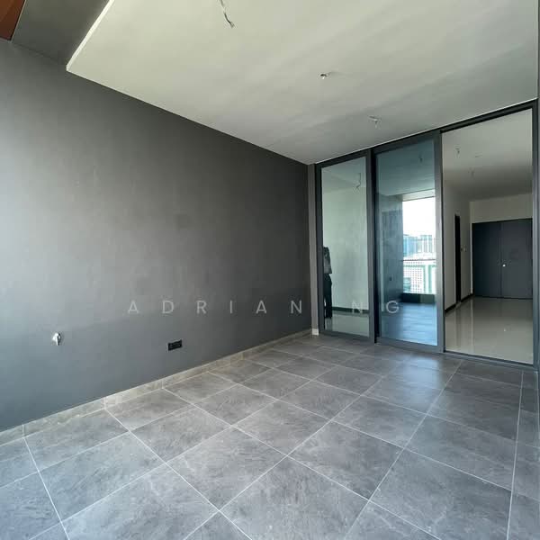 Servis Apartment untuk Dijual di Skylon Residences - Adrian Ng - Balcony - PropertyGuru.com.my