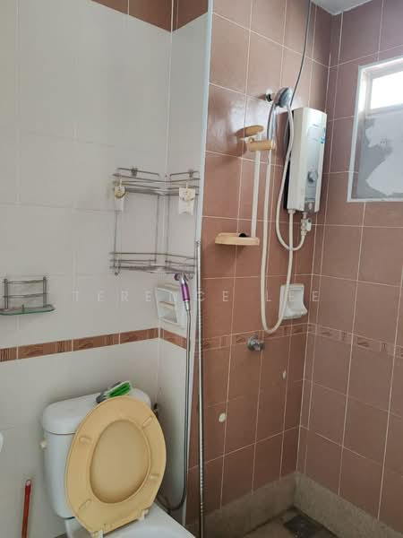 2-storey Terraced House for Rent in Klang (Selangor) - Terence Lee - Bathroom - PropertyGuru.com.my