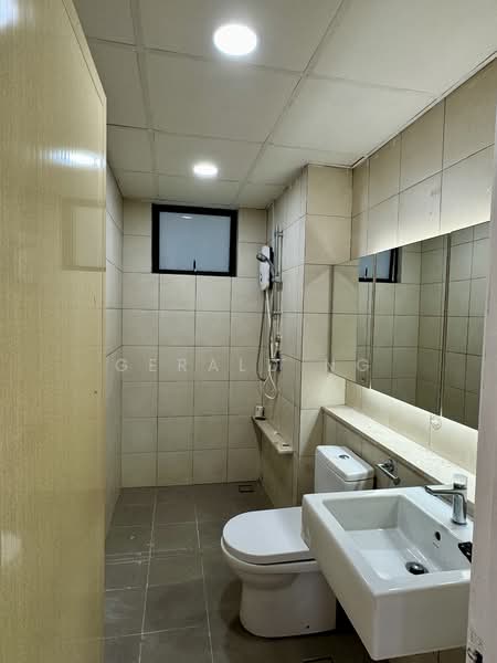 Service Residence for Sale at Senibong Cove - The WaterEdge Residences - Gerald Ng - Bathroom - PropertyGuru.com.my