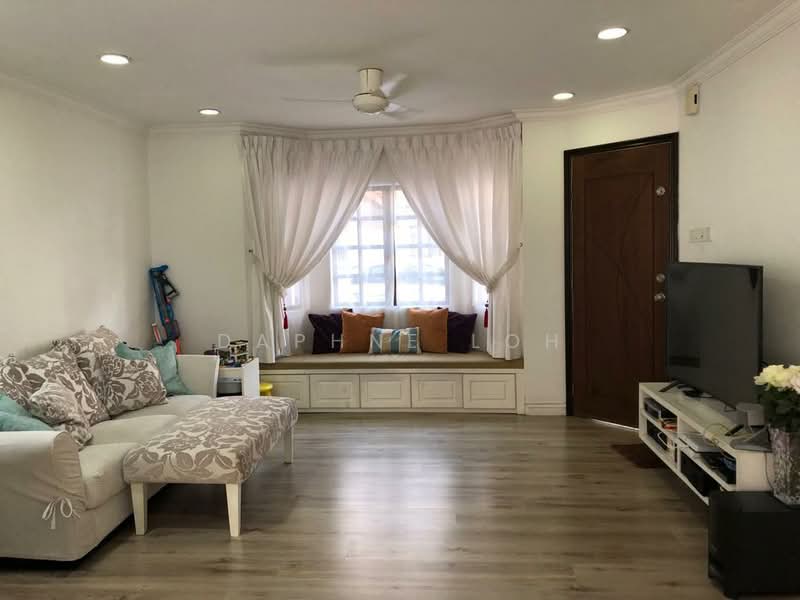Rumah Teres 2.5-Tingkat untuk Dijual di Subang Bestari (Shah Alam) - Daphne Loh - Living Room - PropertyGuru.com.my