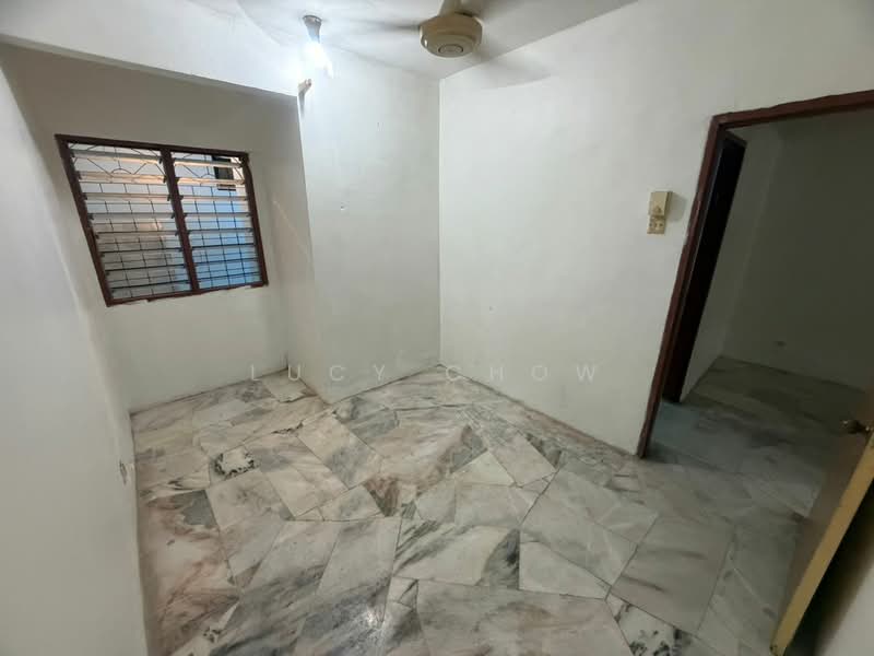 2-storey Terraced House for Sale in Bandar Country Homes (Rawang) - Lucy Chow - Interior - PropertyGuru.com.my