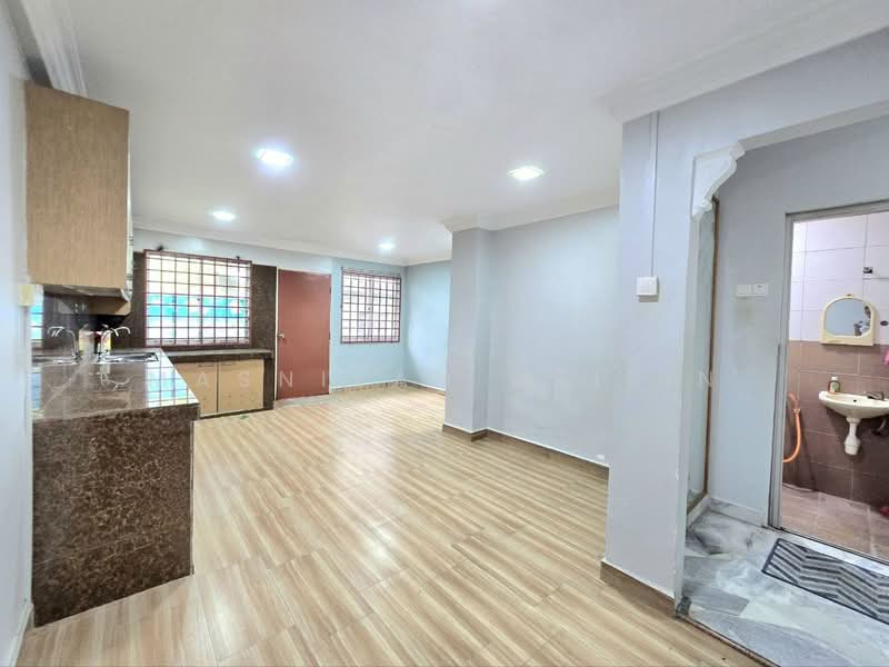 2-storey Terraced House for Sale in Ampang Jaya (Ampang) - Masnizah Arifin - Kitchen - PropertyGuru.com.my