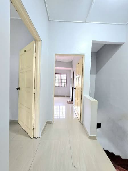 2-storey Terraced House for Sale in Ampang Jaya (Ampang) - Masnizah Arifin - Corridor - PropertyGuru.com.my