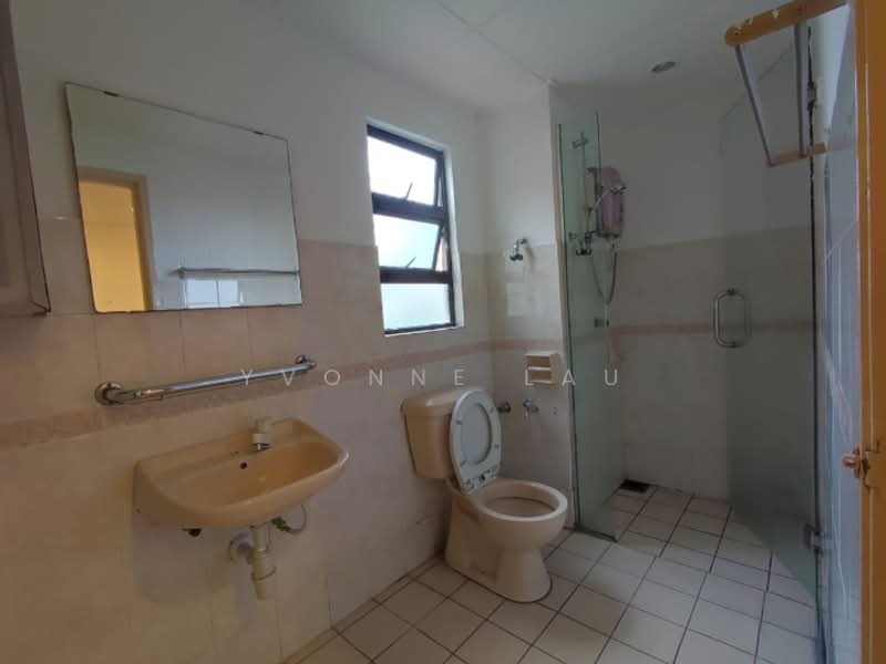 Kondominium untuk Dijual di Sunway Sutera Condominium - Yvonne Lau - Bathroom - PropertyGuru.com.my