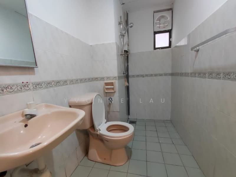 Kondominium untuk Dijual di Sunway Sutera Condominium - Yvonne Lau - Bathroom - PropertyGuru.com.my