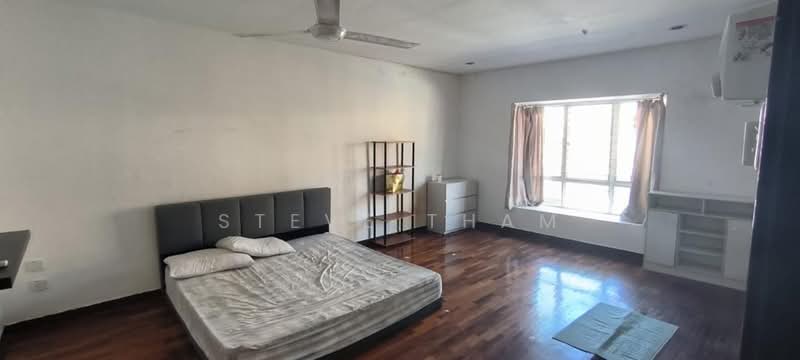 Rumah Teres untuk Dijual di Bandar Putra Permai (Seri Kembangan) - Steve Tham - Bedroom - PropertyGuru.com.my
