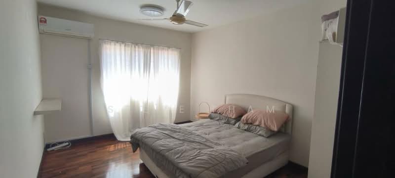 Rumah Teres untuk Dijual di Bandar Putra Permai (Seri Kembangan) - Steve Tham - Bedroom - PropertyGuru.com.my
