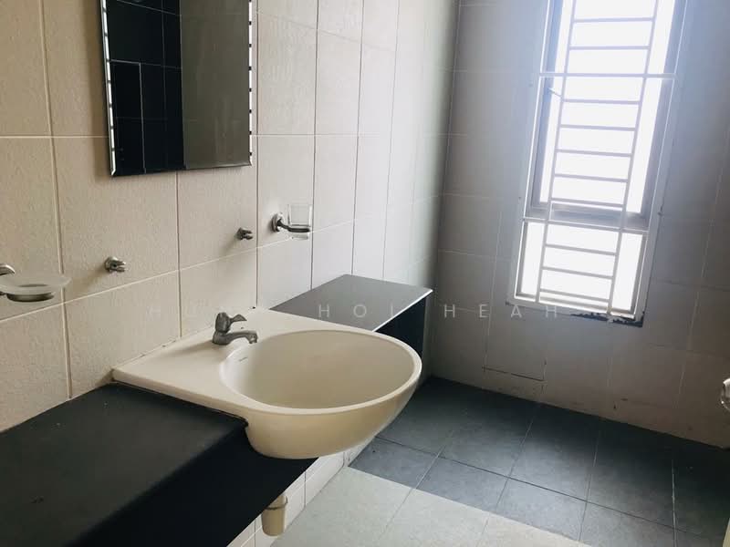 Cluster House for Sale in Horizon Hills (Iskandar Puteri (Nusajaya)) - Hung Hoi Heah - Bathroom - PropertyGuru.com.my