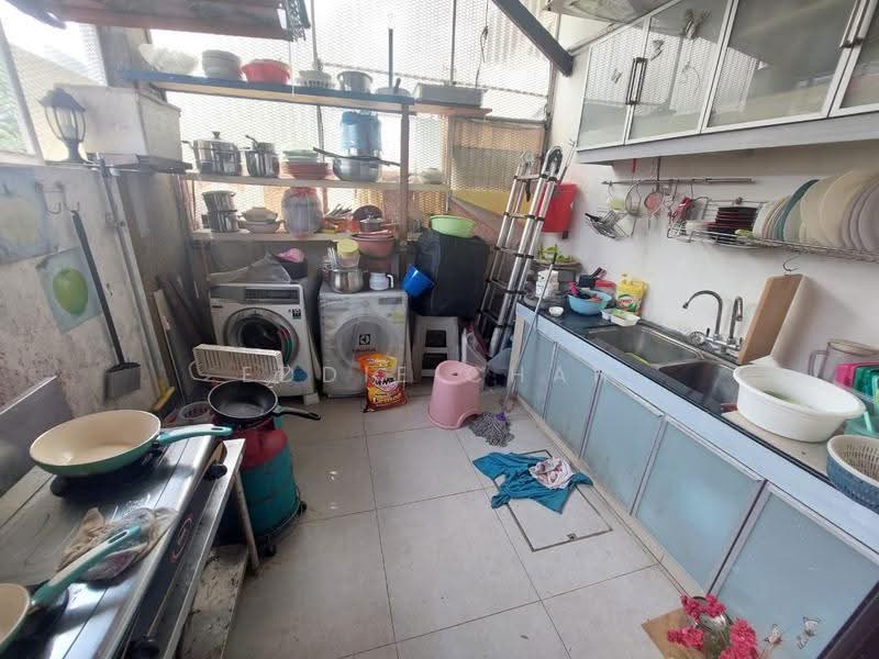 2-storey Terraced House for Sale in Taman Melawati (Ulu Kelang) - Eddie Chan - Kitchen - PropertyGuru.com.my