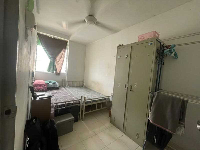 Rumah Flat untuk Dijual di Gugusan Semarak - Faiza Aziz - Bedroom - PropertyGuru.com.my