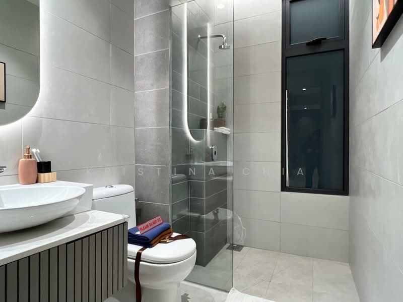 Service Residence for Sale at The Era @ Duta North - Kristina Chia - Bathroom - PropertyGuru.com.my