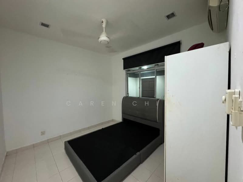 1.5-storey Terraced House for Rent in Taman Pelangi Indah (Ulu Tiram) - Caren Chin - Bedroom - PropertyGuru.com.my