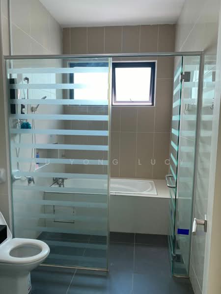 Service Residence for Sale at Sky Loft Premium Suites - Au Yong Lucy - Bathroom - PropertyGuru.com.my