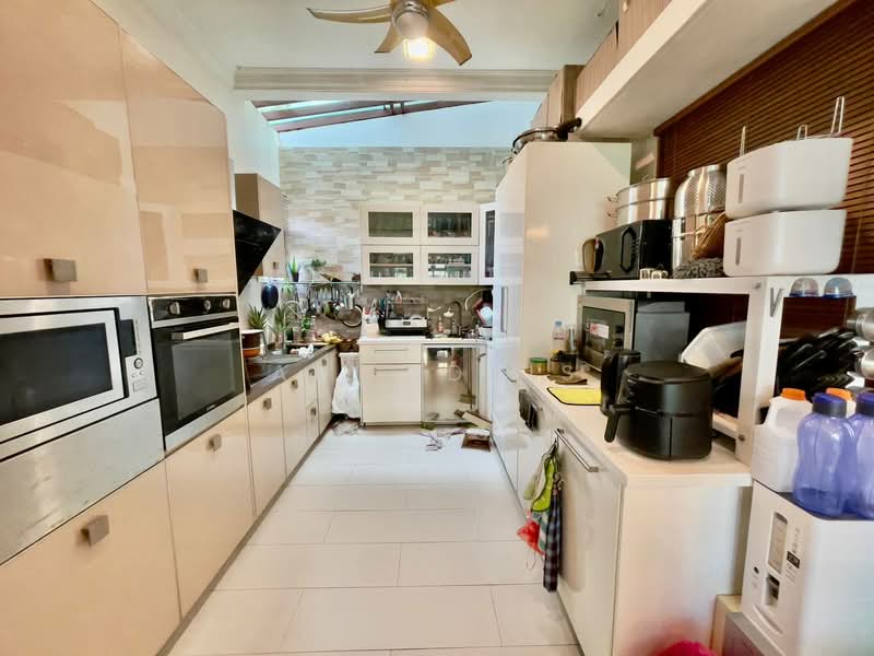 Rumah Berkembar untuk Dijual di Taman Saujana Ampang (Ampang) - Ali Idris - Kitchen - PropertyGuru.com.my
