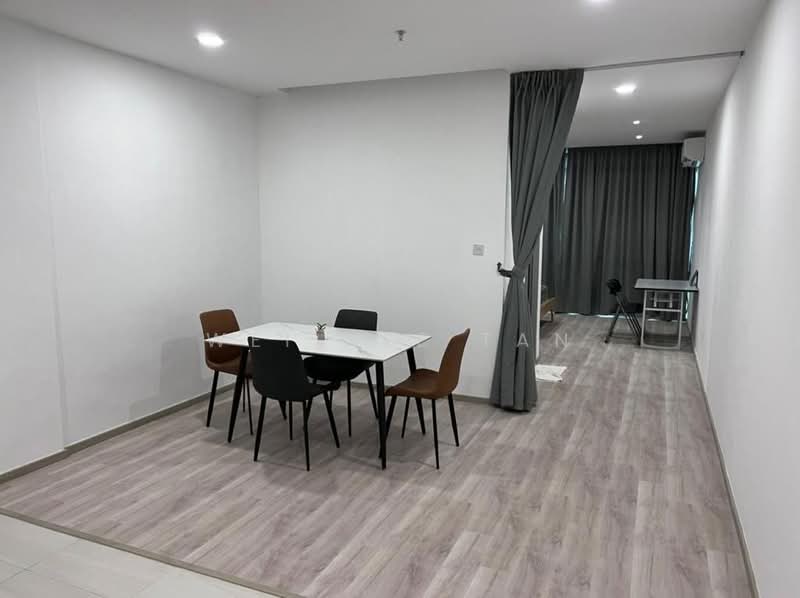 Apartment for Rent at Summer Suites @ The Summer Shopping Mall - Wei Nee Tan - Dining Room - PropertyGuru.com.my