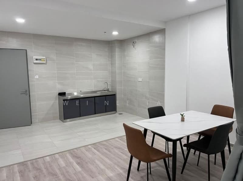 Apartment for Rent at Summer Suites @ The Summer Shopping Mall - Wei Nee Tan - Dining Room - PropertyGuru.com.my