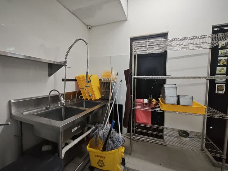 Shop / Office for Rent in Taman Ekoflora (Johor Bahru) - Michelle He - Kitchen - PropertyGuru.com.my