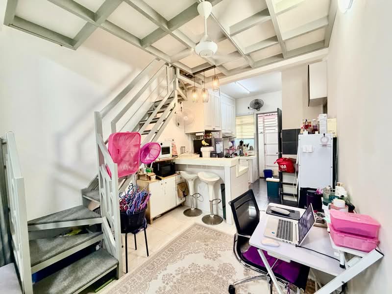 1.5-storey Terraced House for Sale in Banting (Selangor) - Ali Idris - Kitchen - PropertyGuru.com.my