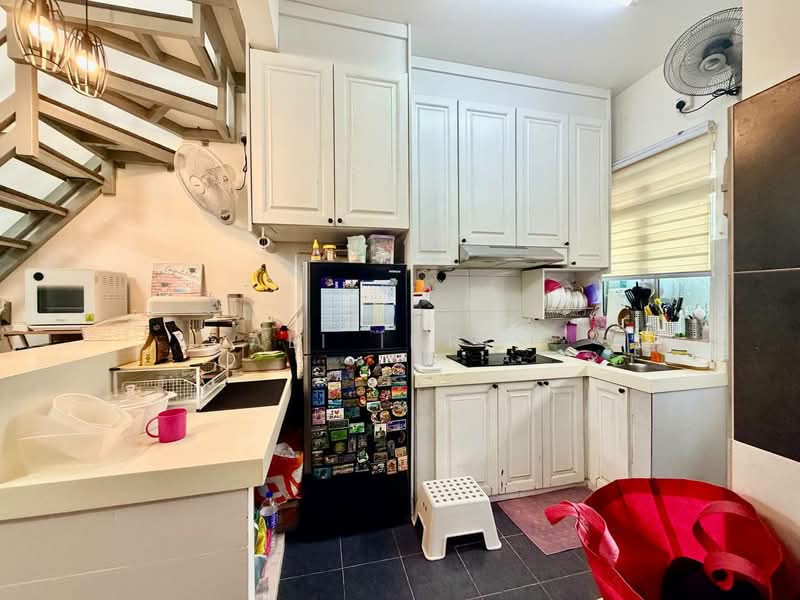 1.5-storey Terraced House for Sale in Banting (Selangor) - Ali Idris - Kitchen - PropertyGuru.com.my