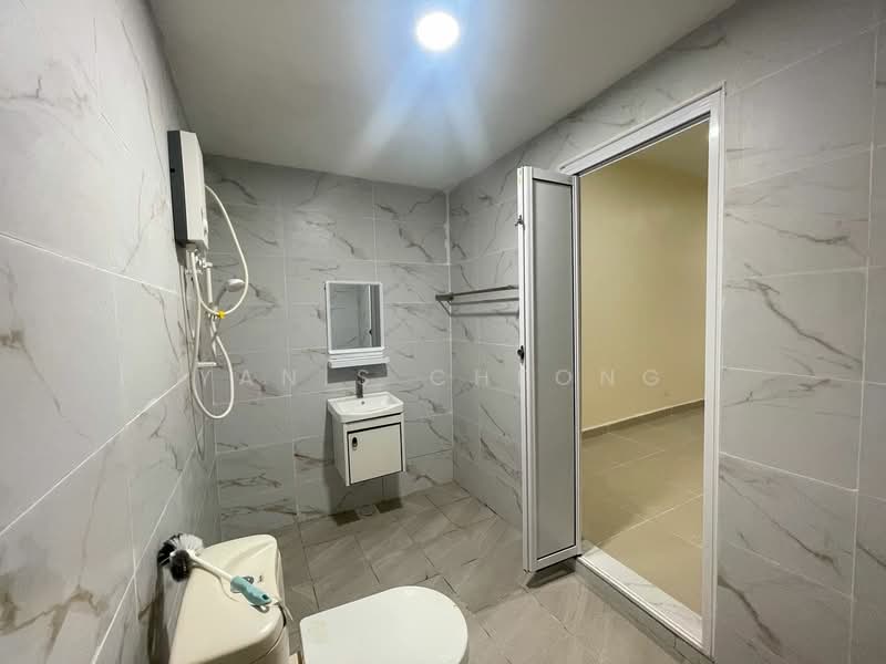 Rumah Teres 2 Tingkat untuk Dijual di Taman Wangsa Permai (Kepong) - Yanis Cheong - Bathroom - PropertyGuru.com.my