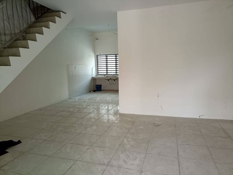 Terraced House for Sale in Bandar Lahat Baru (Lahat) - Ivan Tai - Interior - PropertyGuru.com.my