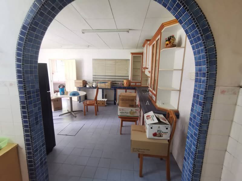 Rumah Teres 2 Tingkat untuk Dijual di Taman Timah (Ipoh) - Kelly Tan - Kitchen - PropertyGuru.com.my
