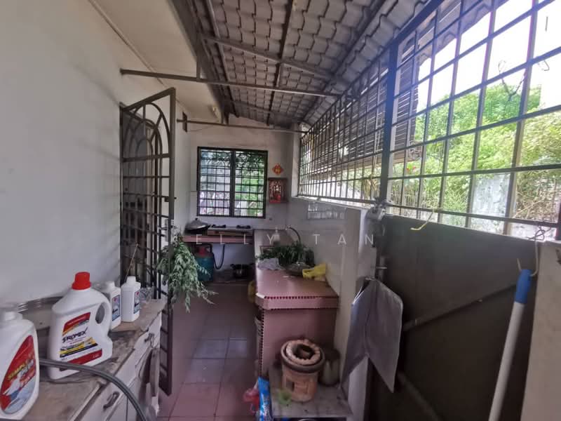 Rumah Teres 2 Tingkat untuk Dijual di Taman Timah (Ipoh) - Kelly Tan - Kitchen - PropertyGuru.com.my