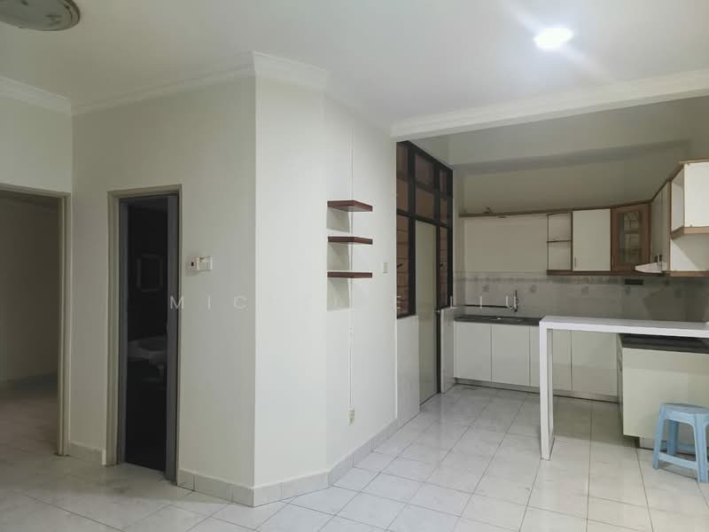 Apartment for Sale at Pantai Apartment - Michelle Liu - Kitchen - PropertyGuru.com.my