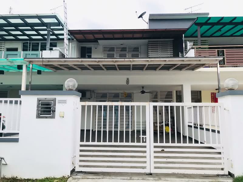 2-storey Terraced House for Sale in Taman Nusa Idaman (Iskandar Puteri (Nusajaya)) - Hung Hoi Heah - Exterior - PropertyGuru.com.my