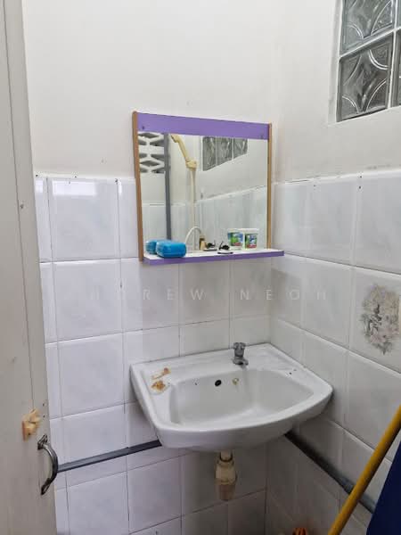 2-storey Terraced House for Sale in Taman Bukit Anggerik (Cheras) - Andrew Neoh - Bathroom - PropertyGuru.com.my