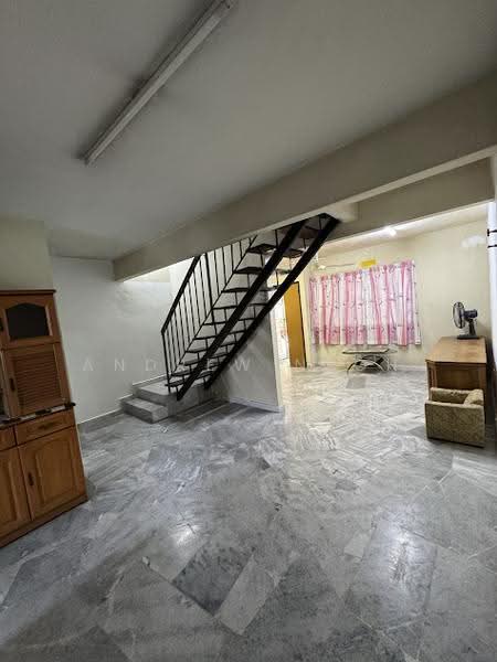 2-storey Terraced House for Sale in Taman Bukit Anggerik (Cheras) - Andrew Neoh - Living Room - PropertyGuru.com.my