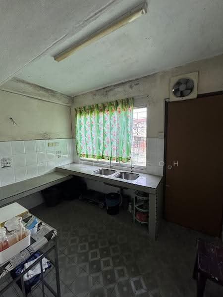 2-storey Terraced House for Sale in Taman Bukit Anggerik (Cheras) - Andrew Neoh - Kitchen - PropertyGuru.com.my